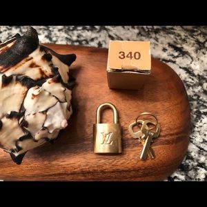 Authentic Louis Vuitton lock Set 340